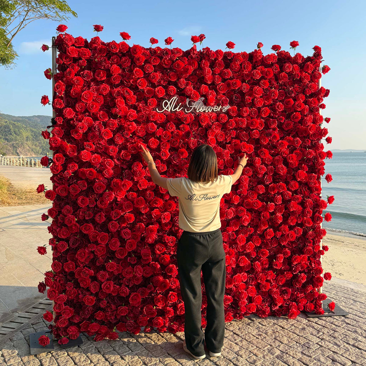 Aliflowers 5D Scarlet Red Rose Cloth Rolling Up Flower Wall ALFWL027 - Ali Flowers