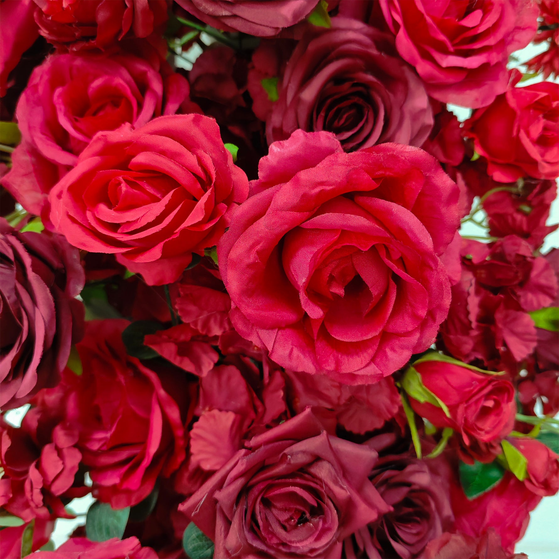 aliflowers-red-rose-wedding-event-background-decoration-horn-arch-frame-props