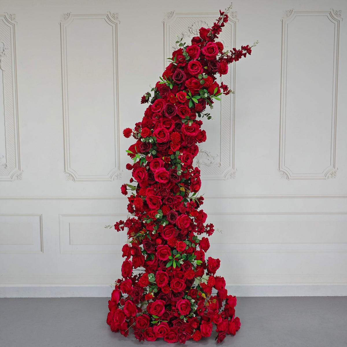 aliflowers-red-rose-wedding-event-background-decoration-horn-arch-frame-props