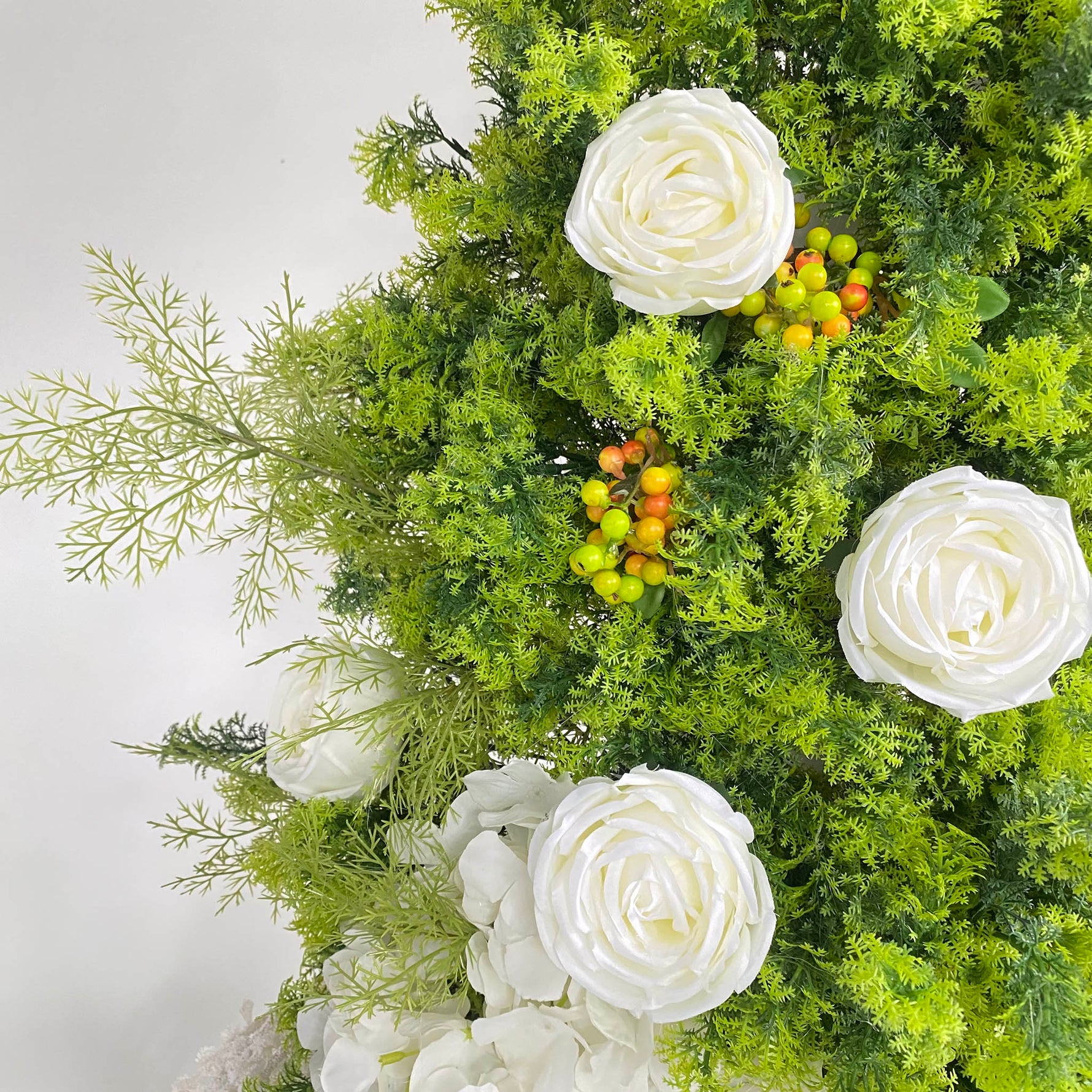 aliflowers-white-hydrangea-green-plant-flower-decoration-wedding-background-horn-arch